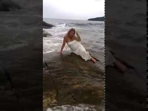 Cosa sta per succedere a questa sposa sul set fotografico!
